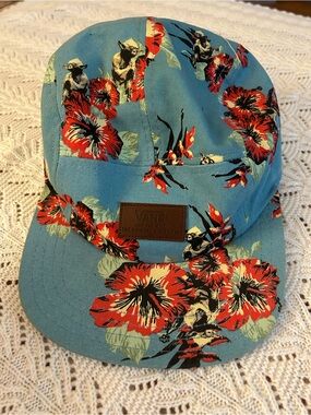 Vans x Star Wars Yoda Aloha 5-Panel Camper Hat Hawaiian Floral Blue